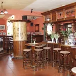 Hotel Deutscher Hof *