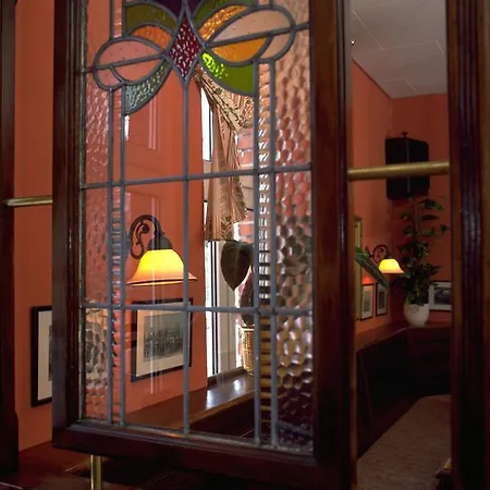 Hotel Deutscher Hof *