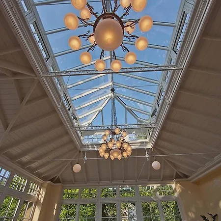 Hotel Deutscher Hof *